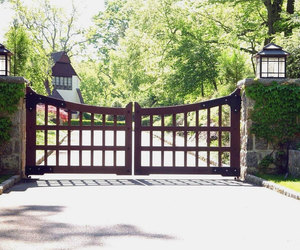 Vintage inspired driveway gate design by Tri State Gate, New York